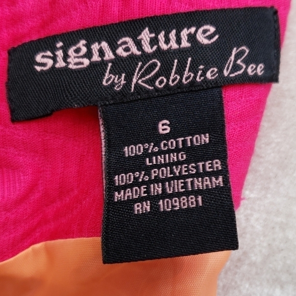 Hot Pink Sleeveless Dress - Picture 6 of 10